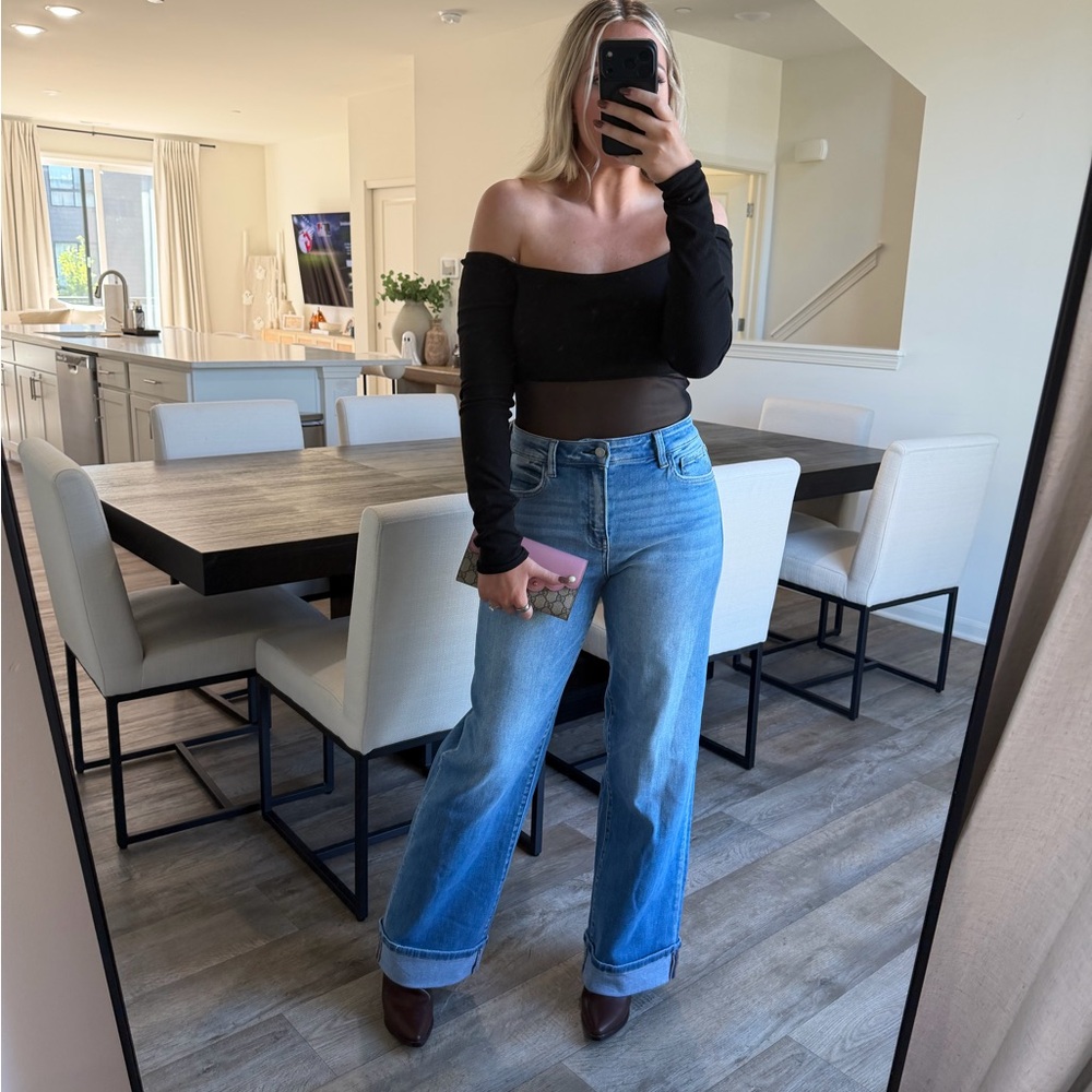 Stylish Blue Boot Cut Women's Jeans - Picture 3 of 5